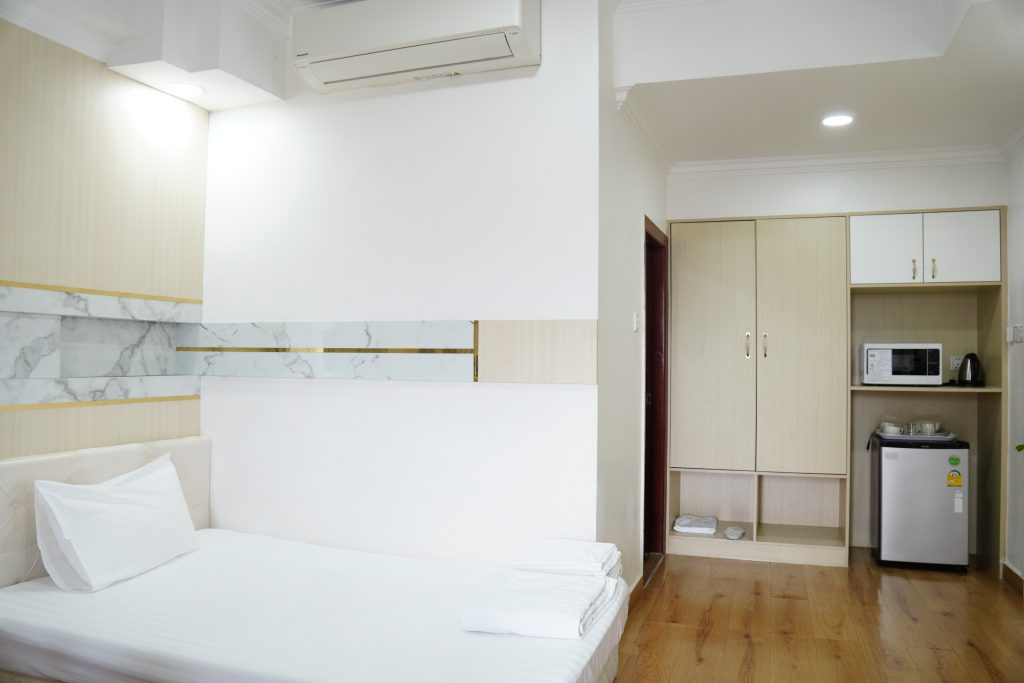 SUPERIOR ROOM