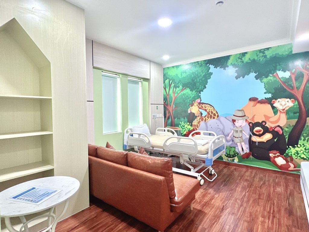 STANDARD ROOM at Domrey Mother & Child Clinic, Phnom Penh