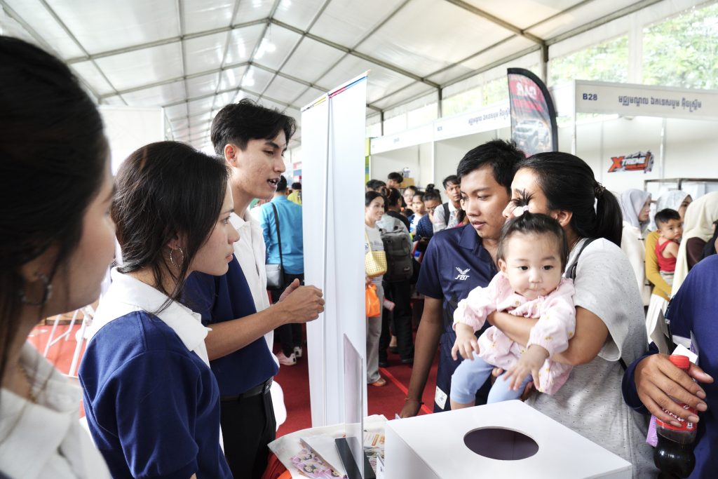 Business Cambodia Expo At Chip Mong Outlet Mall ( SenSok )